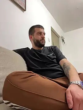 ElChapoGuzman95 online show from 2, 3, 2025