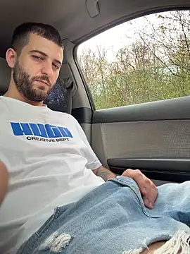 ElChapoGuzman95 online show from 15, 4, 2026