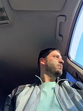 ElChapoGuzman95 online show from 6, 3, 2026