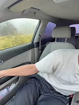 Snapshot of ElChapoGuzman95 chatting on 13, 11, 2025 ElChapoGuzman95 online show from 13, 11, 2025