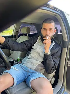 ElChapoGuzman95 online show from 3, 5, 2026