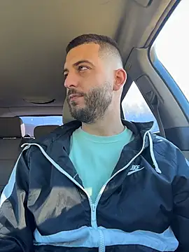 ElChapoGuzman95 online show from 11, 3, 2026