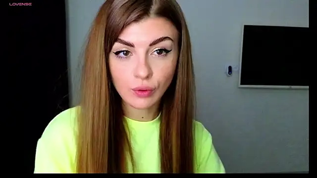 Snapshot of _comefeelme_ chatting on 12, 3, 2025 comefeelme online show from 12, 3, 2025