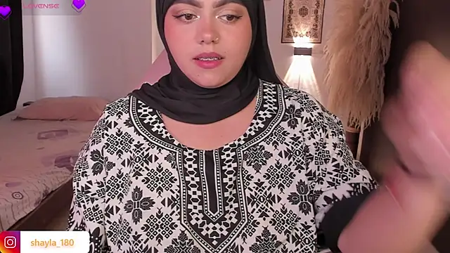 shayla 18 online show from 28, 3, 2026