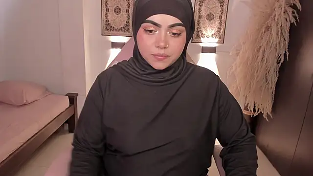 shayla 18 online show from 16, 4, 2026