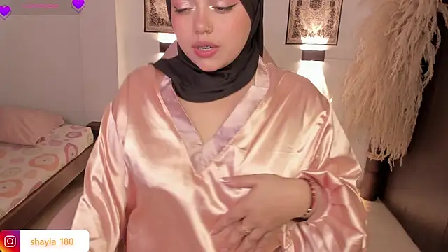 shayla 18 online show from 23, 4, 2026