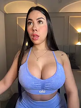 Snapshot of Miss_blue69 chatting on 23, 10, 2025 Miss blue69 online show from 23, 10, 2025