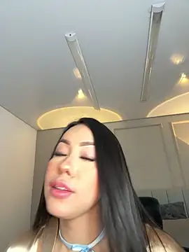 Snapshot of Miss_blue69 chatting on 29, 11, 2025 Miss blue69 online show from 29, 11, 2025