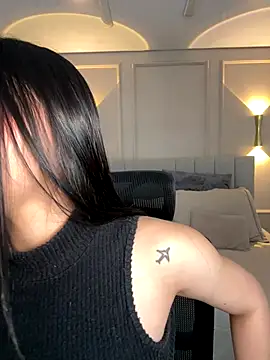 Snapshot of Miss_blue69 chatting on 28, 11, 2025 Miss blue69 online show from 28, 11, 2025