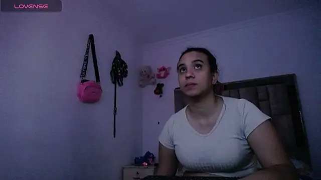 tiffany  pink online show from 22, 11, 2025