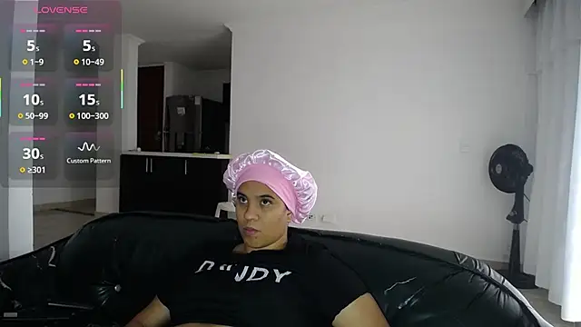 tiffany  pink online show from 31, 1, 2026