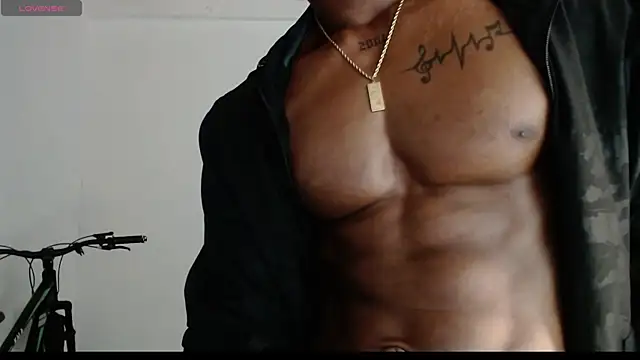Snapshot of drake_brwon_23 chatting on 14, 6, 2026 drake brwon 23 online show from 14, 6, 2026