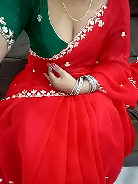 Snapshot of Mounika25 chatting on 24, 9, 2025 Mounika25 online show from 24, 9, 2025