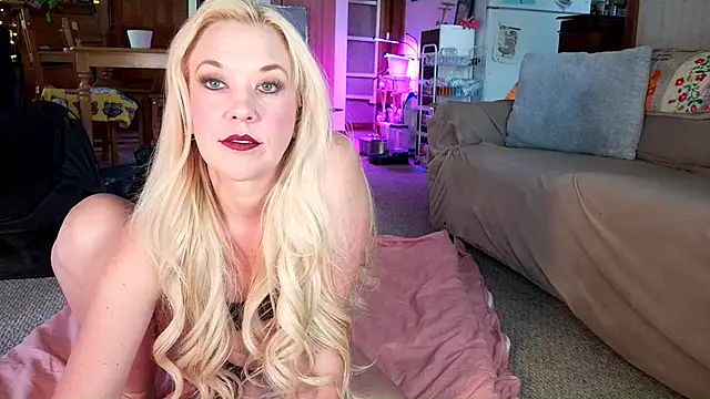 Snapshot of lyra_rose chatting on 16, 5, 2026 lyra rose online show from 16, 5, 2026