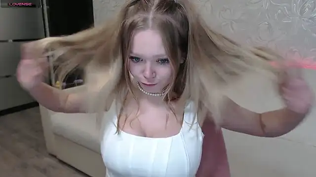 Snapshot of Wells_Kelly chatting on 25, 9, 2025 Wells Kelly online show from 25, 9, 2025