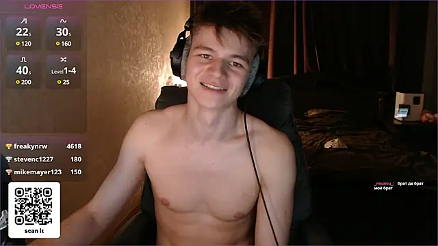 Snapshot of dantebigboi300 chatting on 15, 2, 2025 dantebigboi300 online show from 15, 2, 2025
