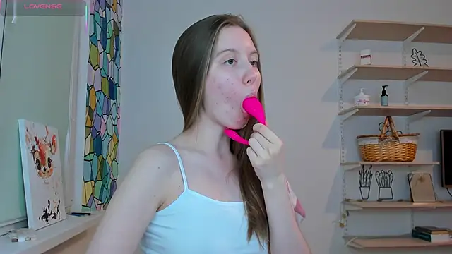 Snapshot of Peggy_Beauty chatting on 15, 10, 2025 Peggy Beauty online show from 15, 10, 2025