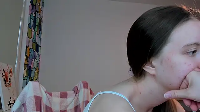 Snapshot of Peggy_Beauty chatting on 23, 11, 2025 Peggy Beauty online show from 23, 11, 2025