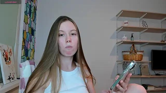 Snapshot of Peggy_Beauty chatting on 5, 11, 2025 Peggy Beauty online show from 5, 11, 2025