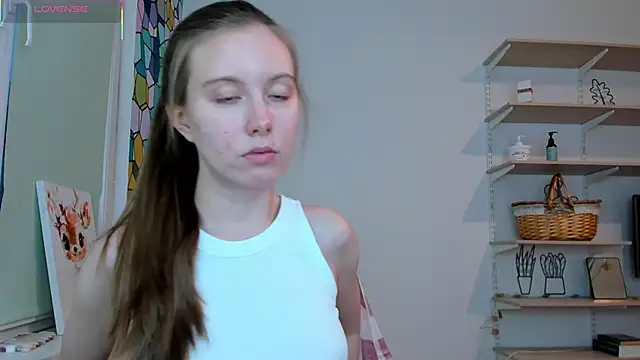 Snapshot of Peggy_Beauty chatting on 28, 10, 2025 Peggy Beauty online show from 28, 10, 2025