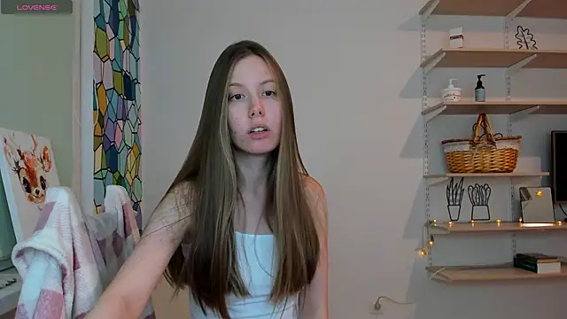 Snapshot of Peggy_Beauty chatting on 23, 9, 2025 Peggy Beauty online show from 23, 9, 2025