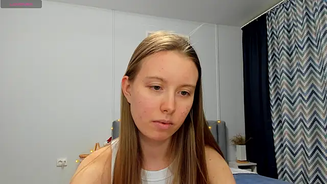Snapshot of Peggy_Beauty chatting on 26, 12, 2024 Peggy Beauty online show from 26, 12, 2024