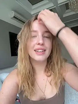 Nura n Sarah online show from 23, 11, 2025