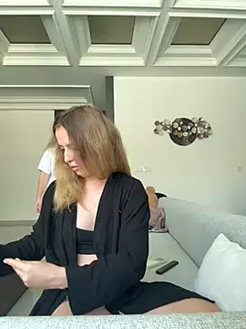 Nura n Sarah online show from 17, 10, 2025