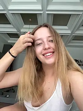 Nura n Sarah online show from 26, 10, 2025