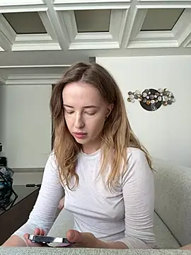 Snapshot of Nura_n_Sarah chatting on 25, 4, 2026 Nura n Sarah online show from 25, 4, 2026