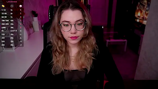 RemyCute online show from 20, 12, 2025