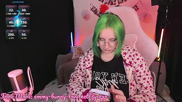 EmmyBunny online show from 5, 11, 2025