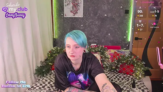 EmmyBunny online show from 11, 12, 2024