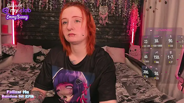 EmmyBunny online show from 17, 2, 2025