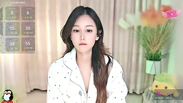 Aimee-520 online show from 22, 10, 2025