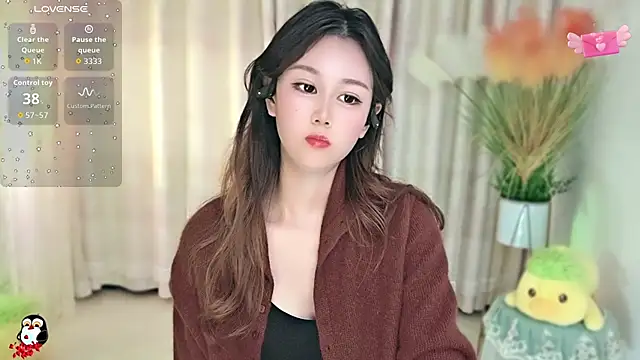 Aimee-520 online show from 14, 10, 2025