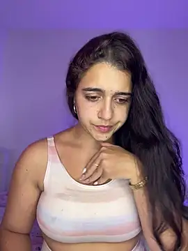 Alicia Ruiz online show from 13, 11, 2025