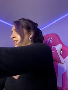 Alicia Ruiz online show from 1, 2, 2026