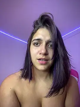 Snapshot of Alicia_Ruiz chatting on 29, 4, 2026 Alicia Ruiz online show from 29, 4, 2026