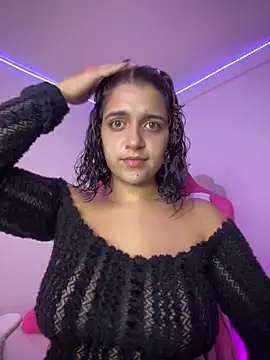 Snapshot of Alicia_Ruiz chatting on 1, 5, 2026 Alicia Ruiz online show from 1, 5, 2026