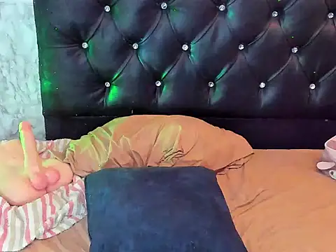 Snapshot of TATIANA_LOPEZ19 chatting on 30, 1, 2025 TATIANA LOPEZ19 online show from 30, 1, 2025