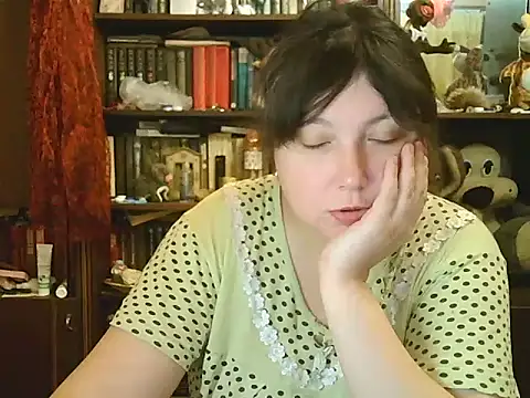 Snapshot of CarrieQPeach chatting on 14, 11, 2025 CarrieQPeach online show from 14, 11, 2025