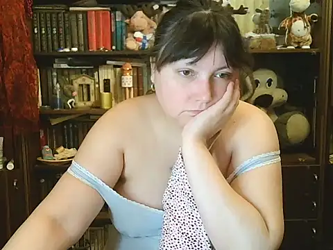 CarrieQPeach online show from 16, 12, 2025