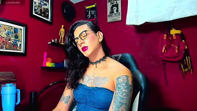 dariell smokesexx online show from 9, 9, 2025