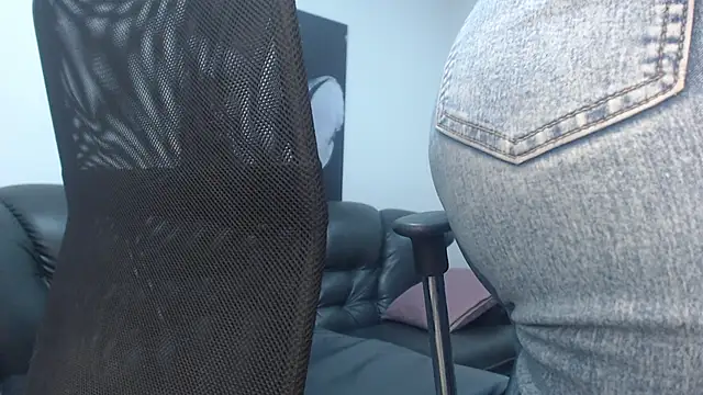 camilleDiaz16 online show from 3, 3, 2026