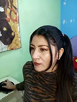 nammy  dirtyhott online show from 4, 2, 2025