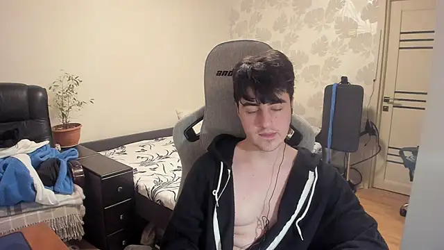 Knuckles17 online show from 16, 12, 2025