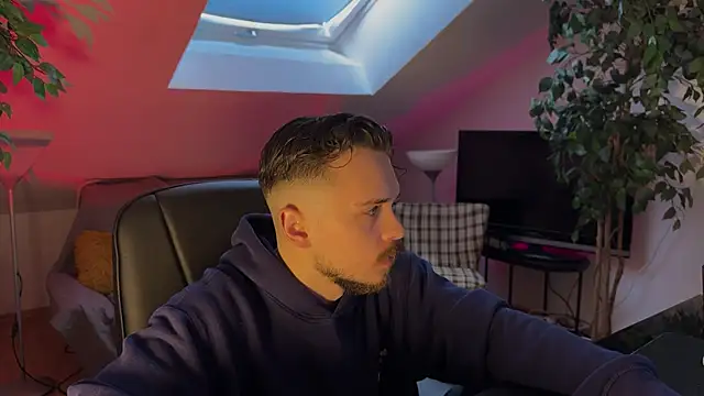 naked psy online show from 21, 2, 2026