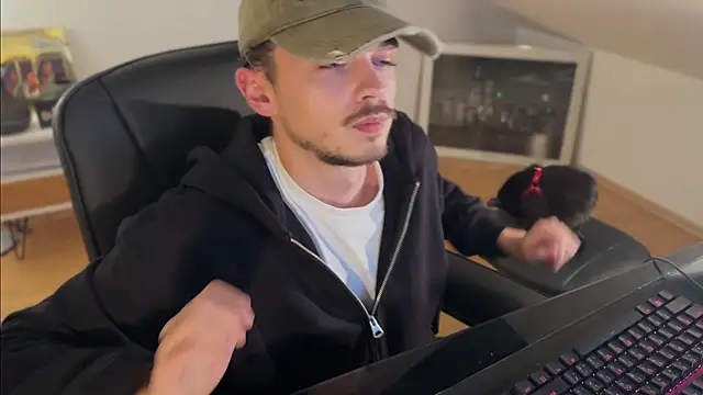 naked psy online show from 30, 10, 2025