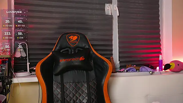 BlueCherryy online show from 14, 10, 2025